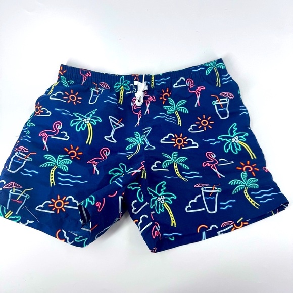 Chubbies Navy Tropical Pattern Men's Shorts - Picture 1 of 10